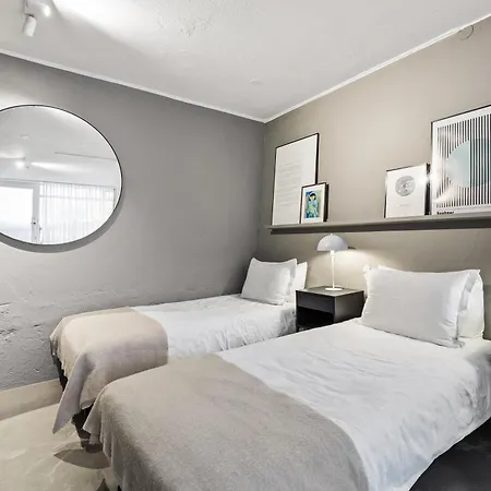 Spacious In Downtown *