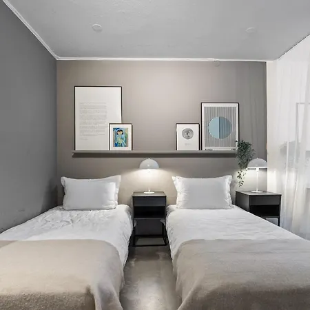 Spacious In Downtown Apartment